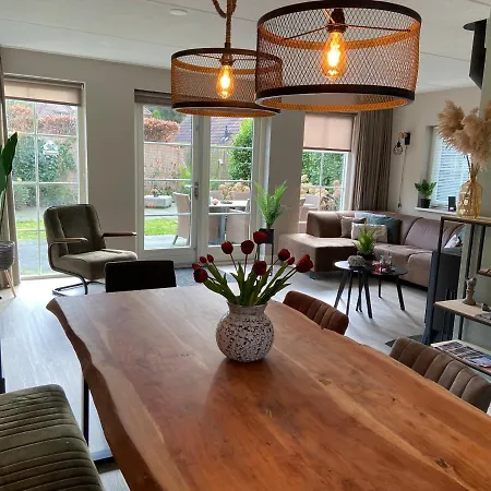 Dom wakacyjny Bosboerderij De Veluwe, Luxe In Het Bos